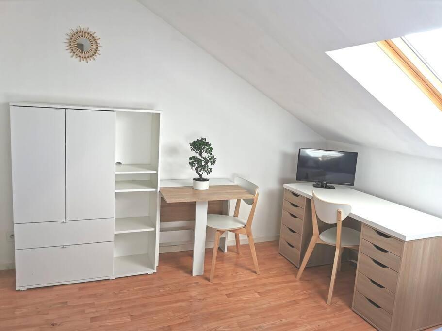 Studio Cosy Au Coeur De Reims Ngoại thất bức ảnh